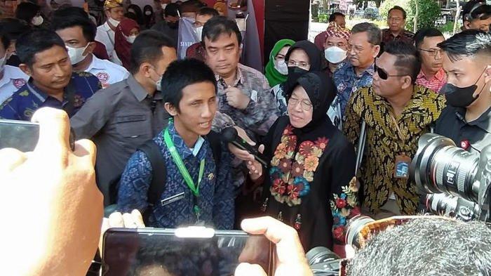 Mengenal Mahasiswa Disabilitas Netra Pertama Unair Yang Berhasil Jadi